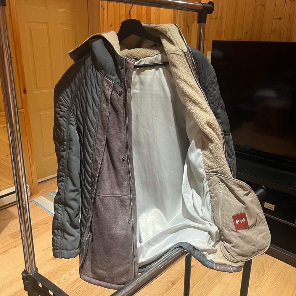 BOSS Men's Black and Gray Jacket